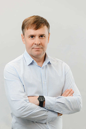 Владимир Захаров